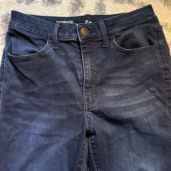 SO Ultimate Super Highrise Curvy Darkwash Jegging size 9 - Picture 2 of 6